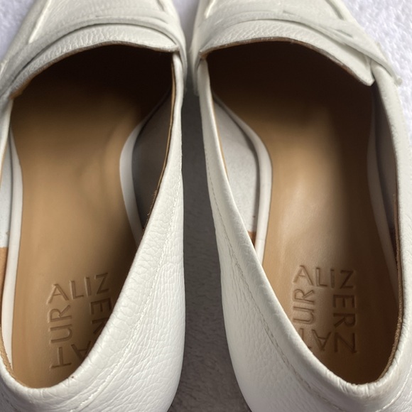 Naturalizer white loafers 10.5M women’s 10.5 M EUC - Picture 7 of 7